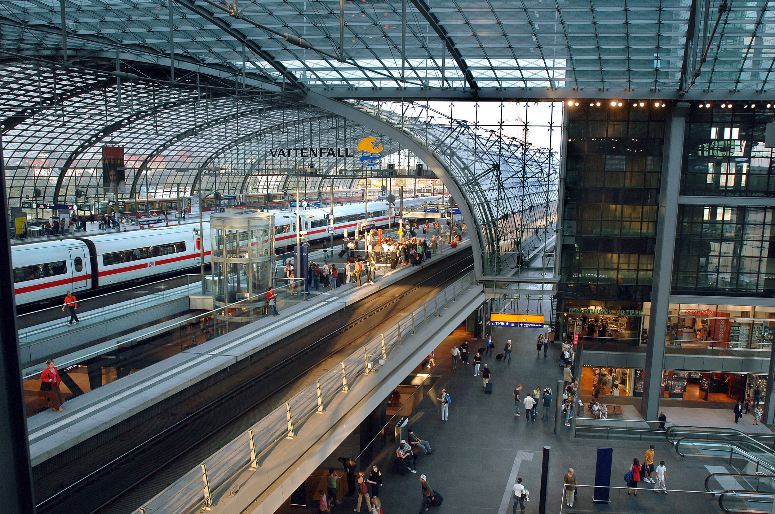 Берлин вокзал Hauptbahnhof